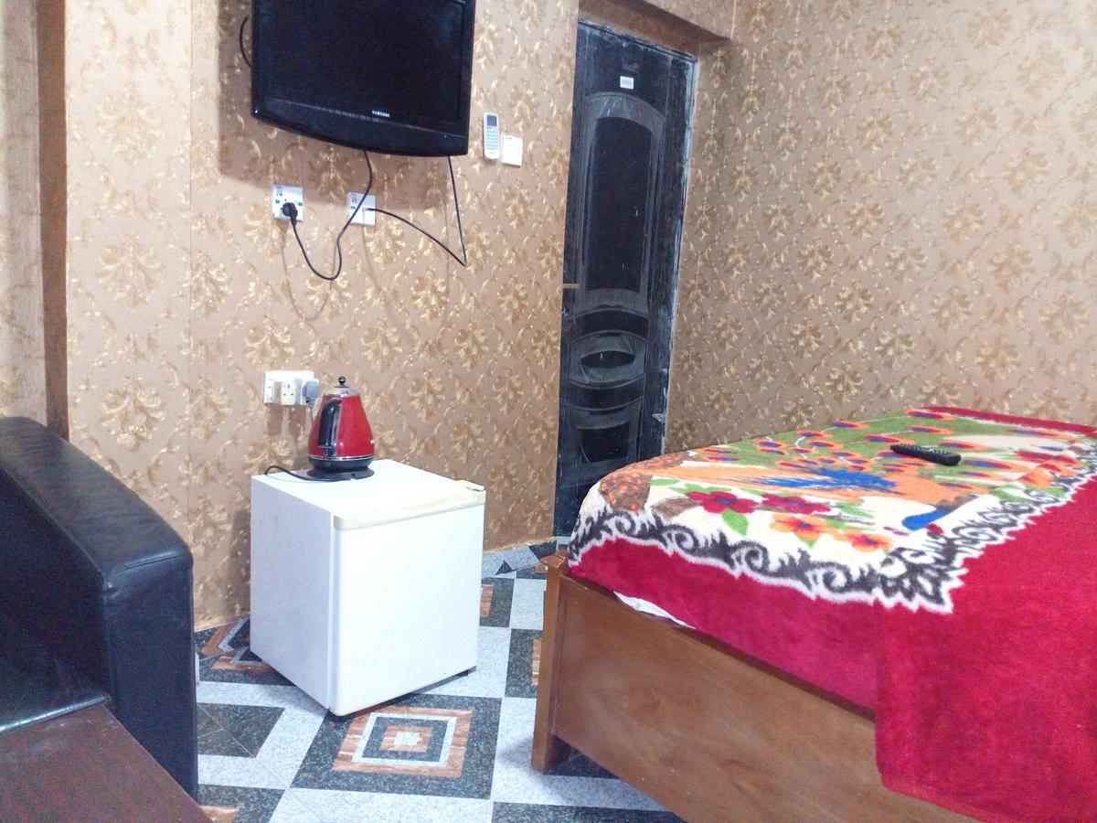 ホテル プリンスベラ 2 Ikotun エクステリア 写真