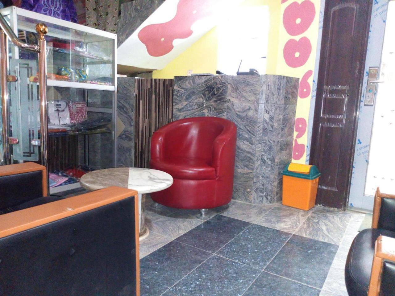 ホテル プリンスベラ 2 Ikotun エクステリア 写真