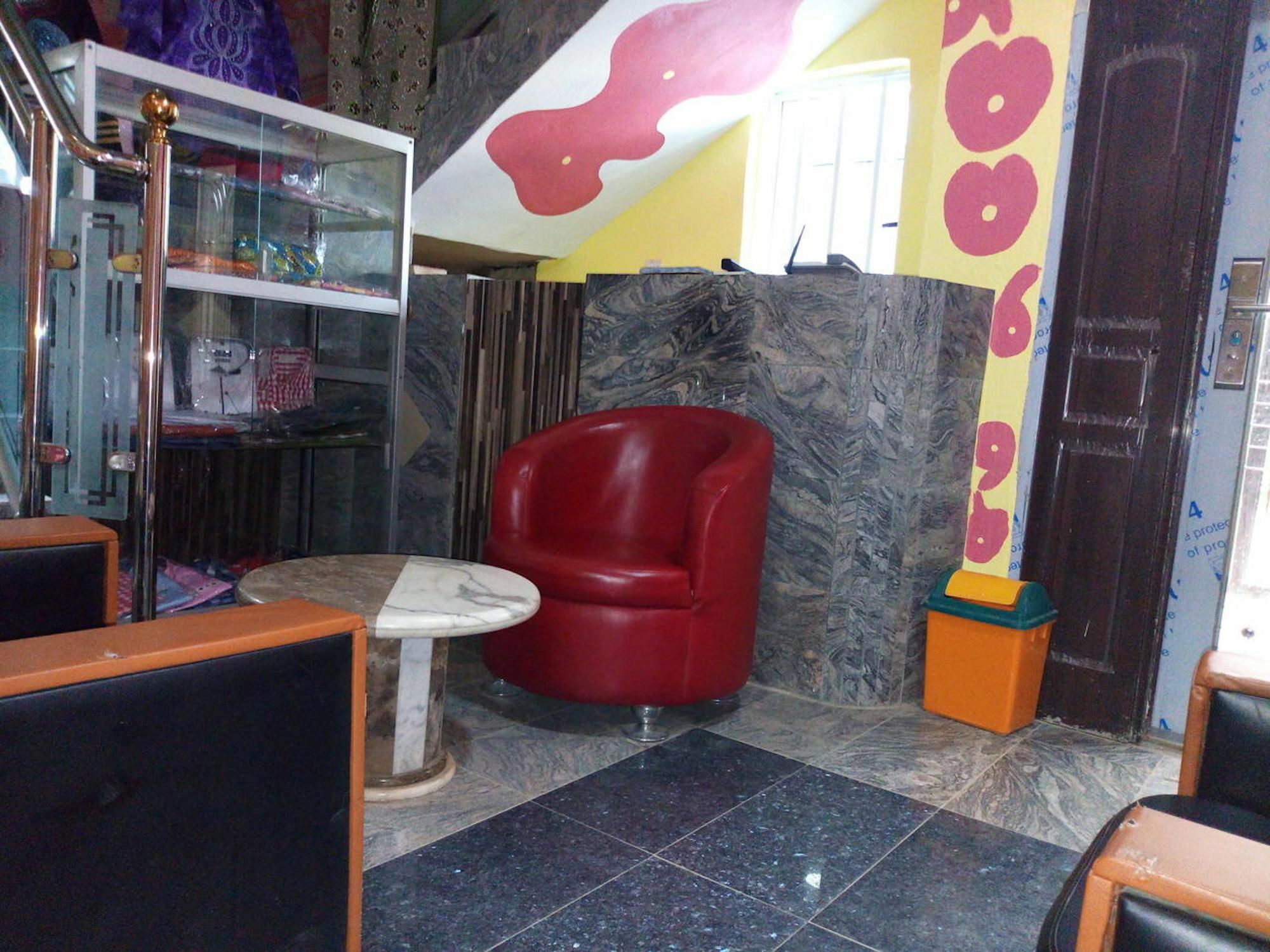 ホテル プリンスベラ 2 Ikotun エクステリア 写真